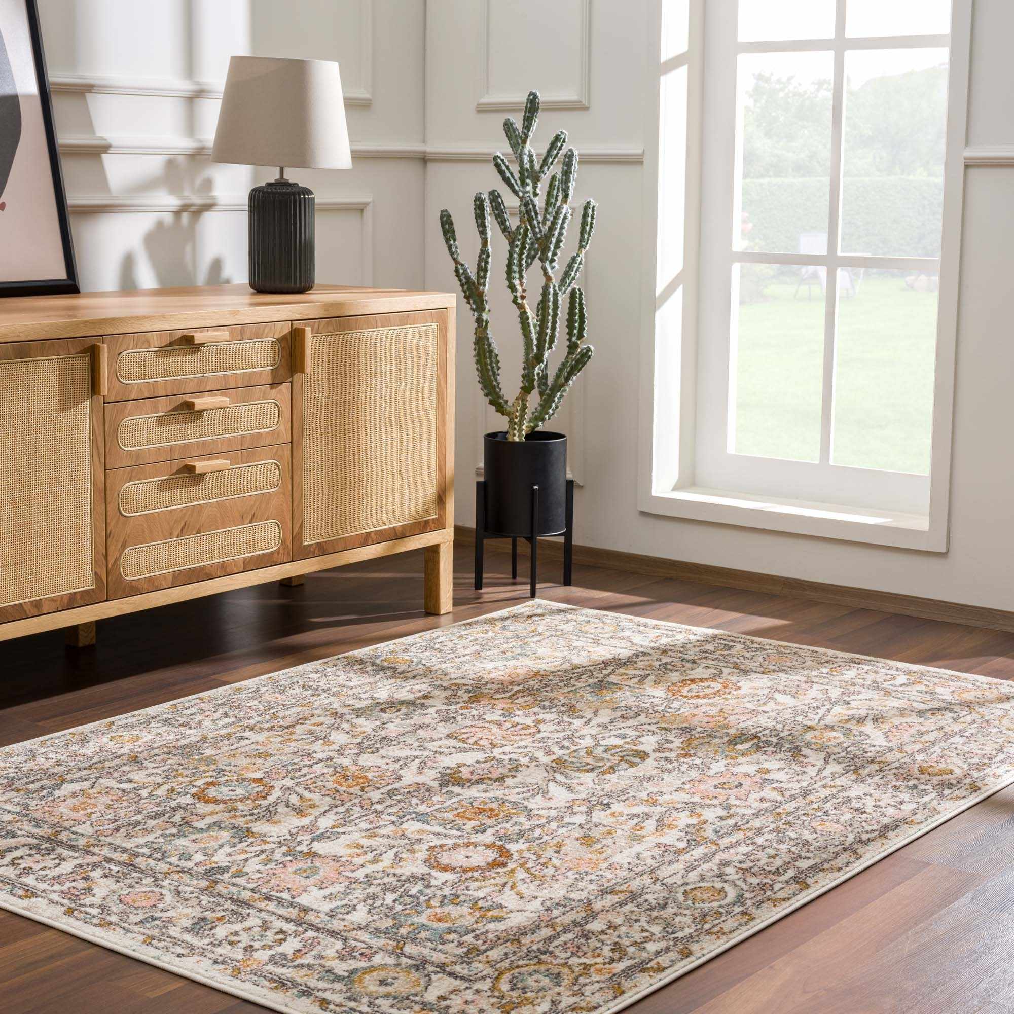 Herstmonceux Traditional Area Rug | Machine Woven Rug