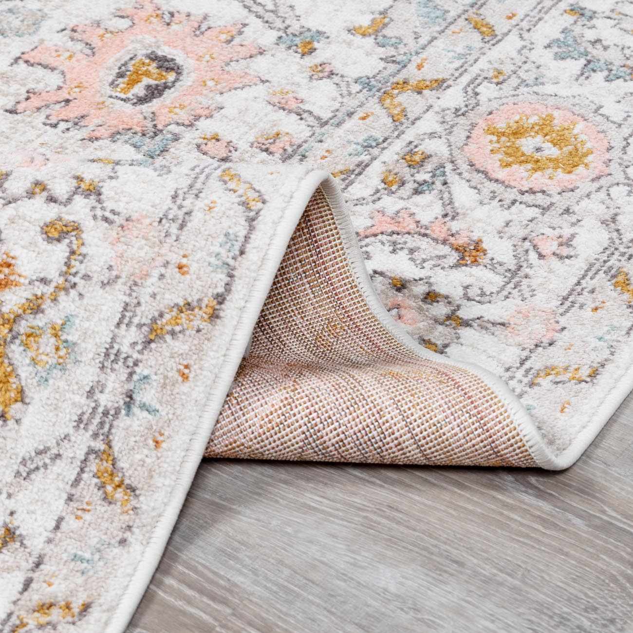 Herstmonceux Traditional Area Rug | Machine Woven Rug